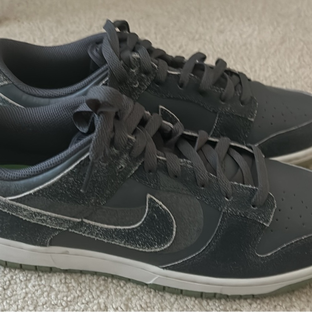 Nike Dunk Low “Halloween” size 12